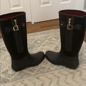 tommy hilfiger rain boots